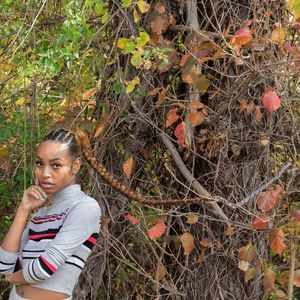 Meet your Posher, Ëxy